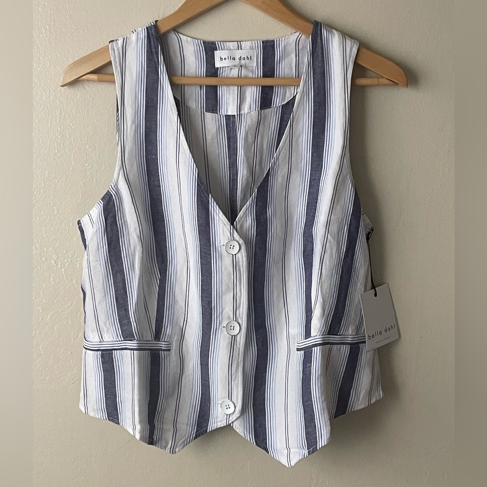 Bella Dahl white striped V neck button Vest top